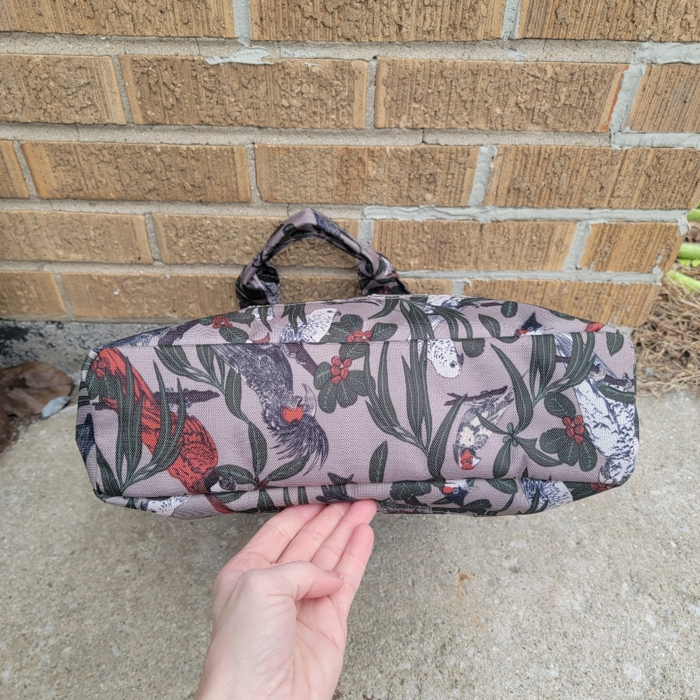 NWT Herschel Supply Nylon Leather Brindle Parlor Parrot XL Market Tote - Picture 8 of 9